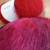 pull pouffe louisa harding fushia et ombelle rouge laines aquareve